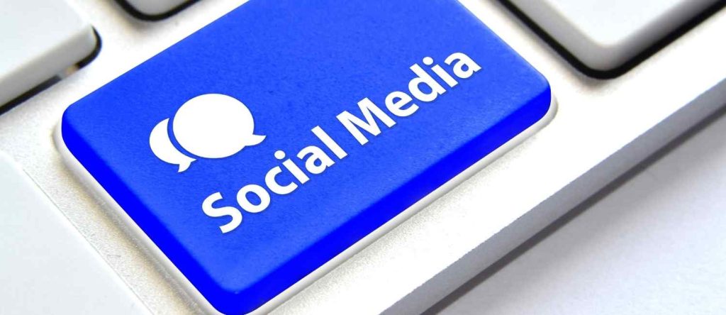 Share the Love on Social Media Digital plus | Digital Plus Share the Love (on Social Media) - Digital plus